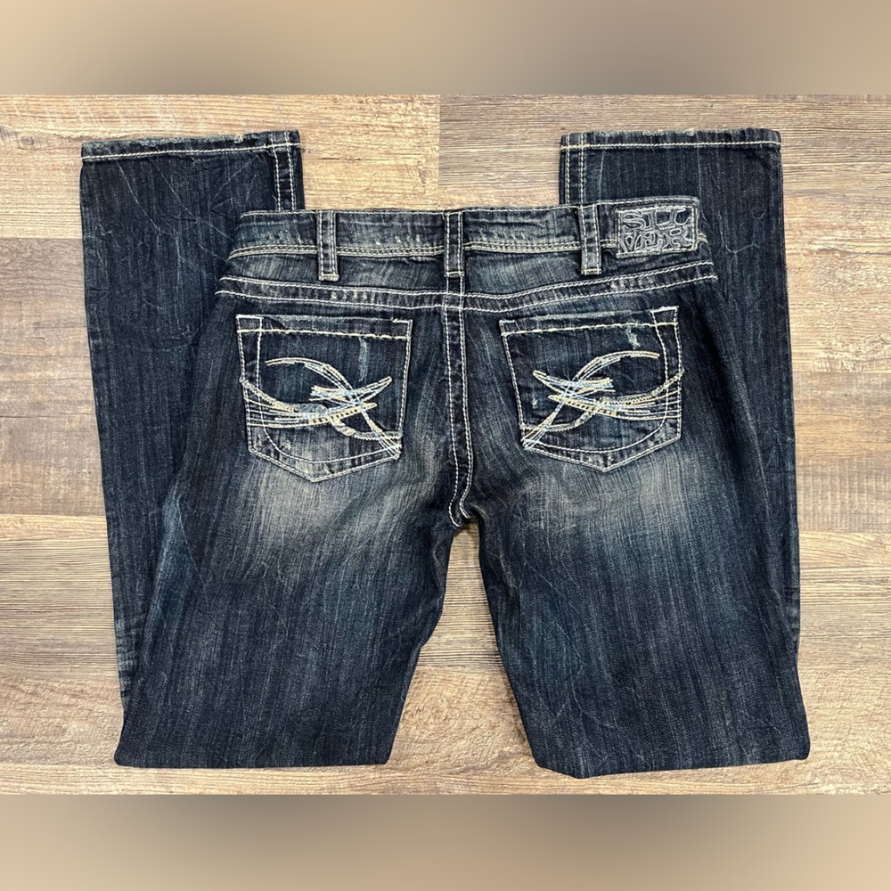 Women’s Silver distressed Berkley Straight Jeans Size 30